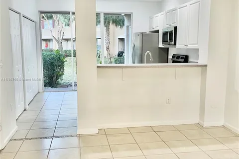 795 NW 42nd Ave # 795, Plantation FL 33317