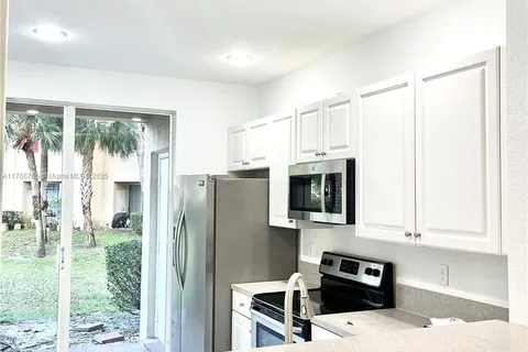 795 NW 42nd Ave # 795, Plantation FL 33317