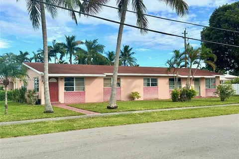 202 SE 3rd Pl # 2, Dania Beach FL 33004