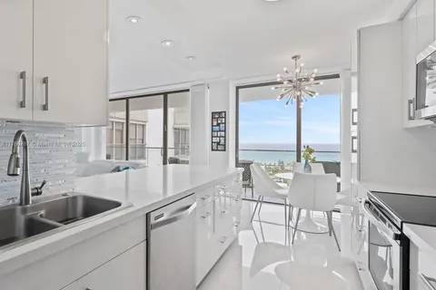 19707 Turnberry Way # 24F, Aventura FL 33180