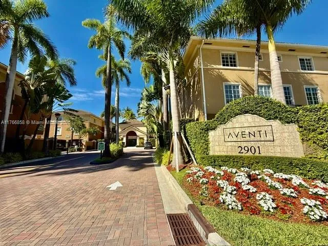 2841 NE 185th St # 513, Aventura FL 33180