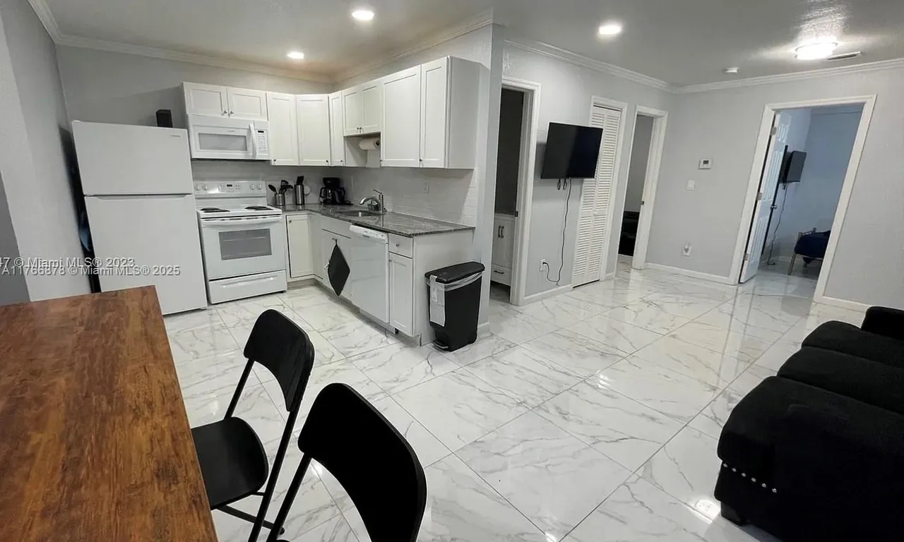 2240 Simms St # 1, Hollywood FL 33020