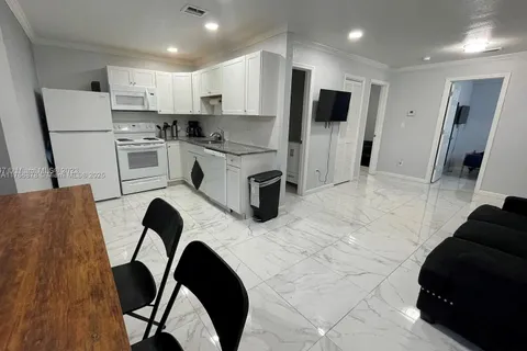 2240 Simms St # 1, Hollywood FL 33020