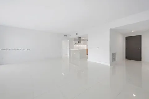 17301 Biscayne Blvd # 808, North Miami Beach FL 33160