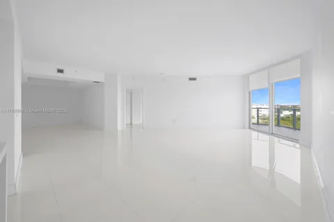 17301 Biscayne Blvd # 808, North Miami Beach FL 33160