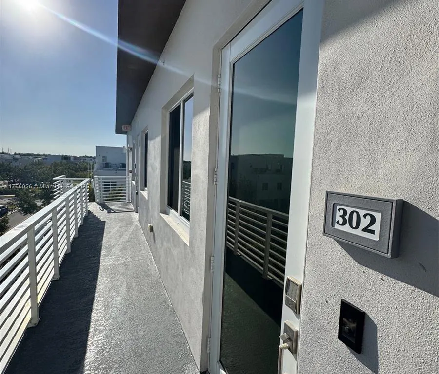 10295 NW 64th Ter # 302, Doral FL 33178