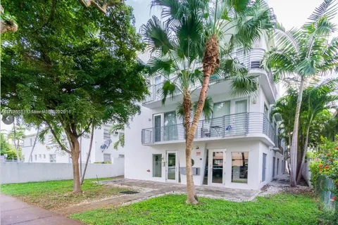 945 Michigan Ave # 5, Miami Beach FL 33139