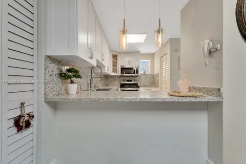 1810 W 56th St # 3108, Hialeah FL 33012