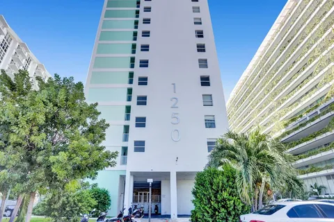 1250 West Ave # 3W, Miami Beach FL 33139