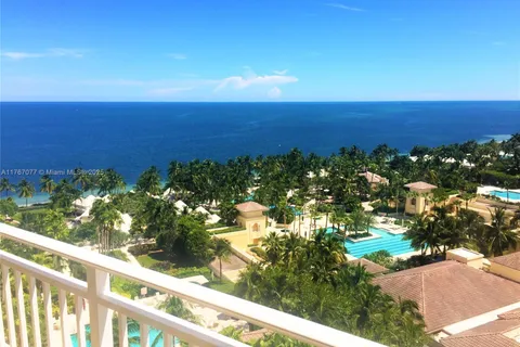 791 Crandon Blvd # 1401, Key Biscayne FL 33149