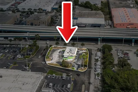 7490 NW 25th St, Miami FL 33122