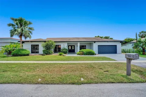16610 Royal Poinciana, Weston FL 33326