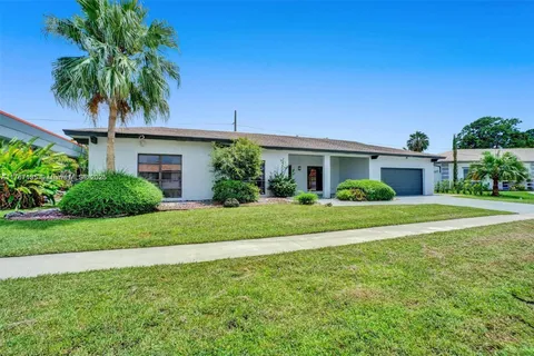 16610 Royal Poinciana, Weston FL 33326