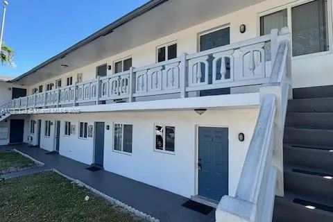 495 NW 43rd Ct # 1, Oakland Park FL 33309