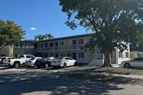 495 NW 43rd Ct # 1, Oakland Park FL 33309