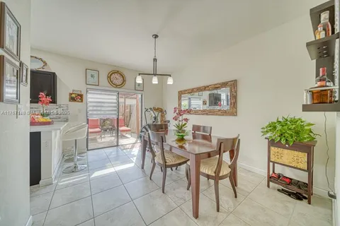 121 SE 34th Ter # 121, Homestead FL 33033