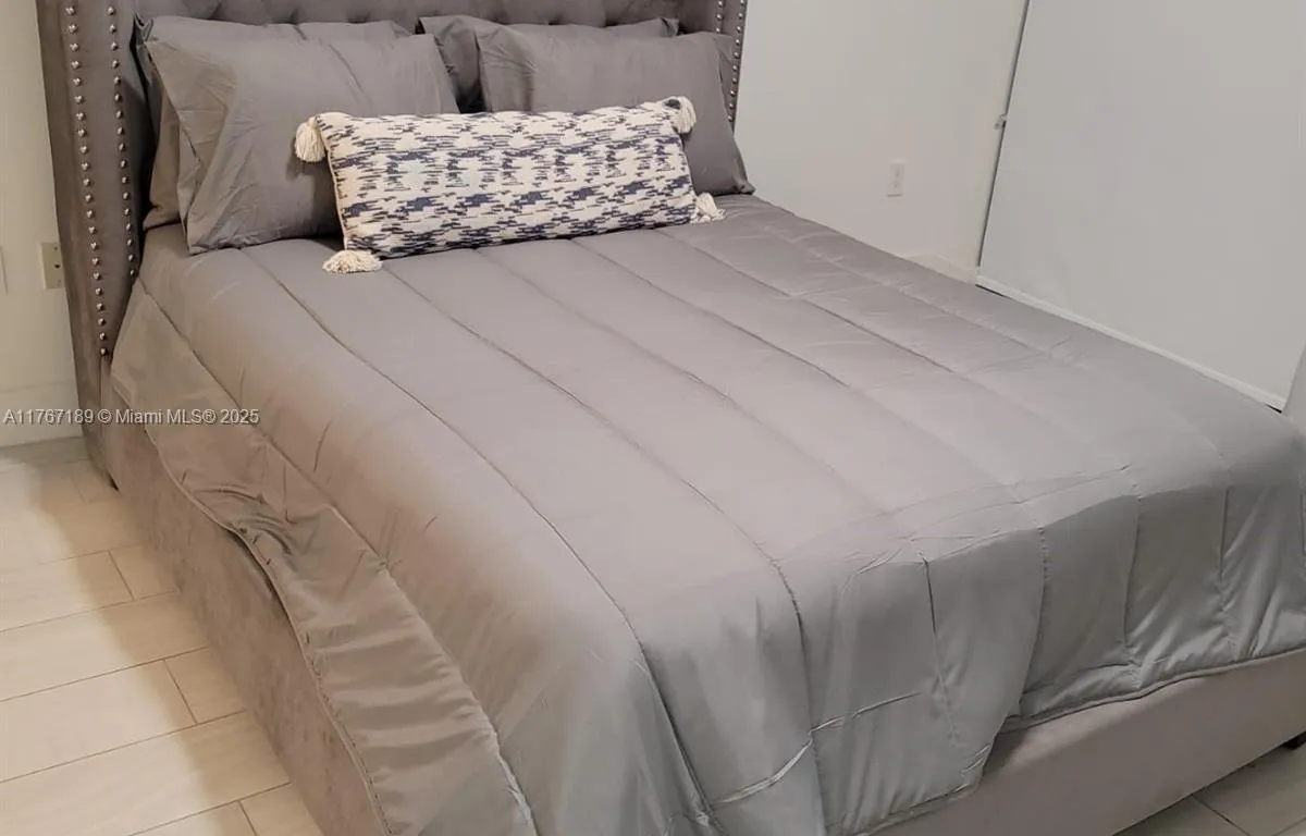 2000 Metropica Way # 1410, Sunrise FL 33323