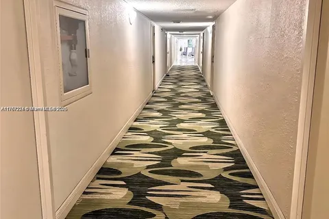 800 Parkview # 119, Hallandale Beach FL 33009