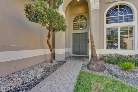 6504 NW 78th Pl, Parkland FL 33067