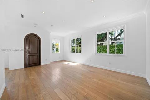 464 Fernwood Rd # 0, Key Biscayne FL 33149