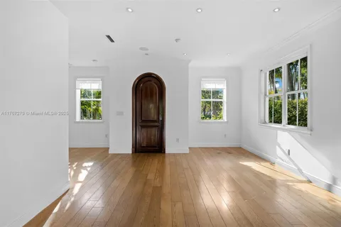 464 Fernwood Rd # 0, Key Biscayne FL 33149