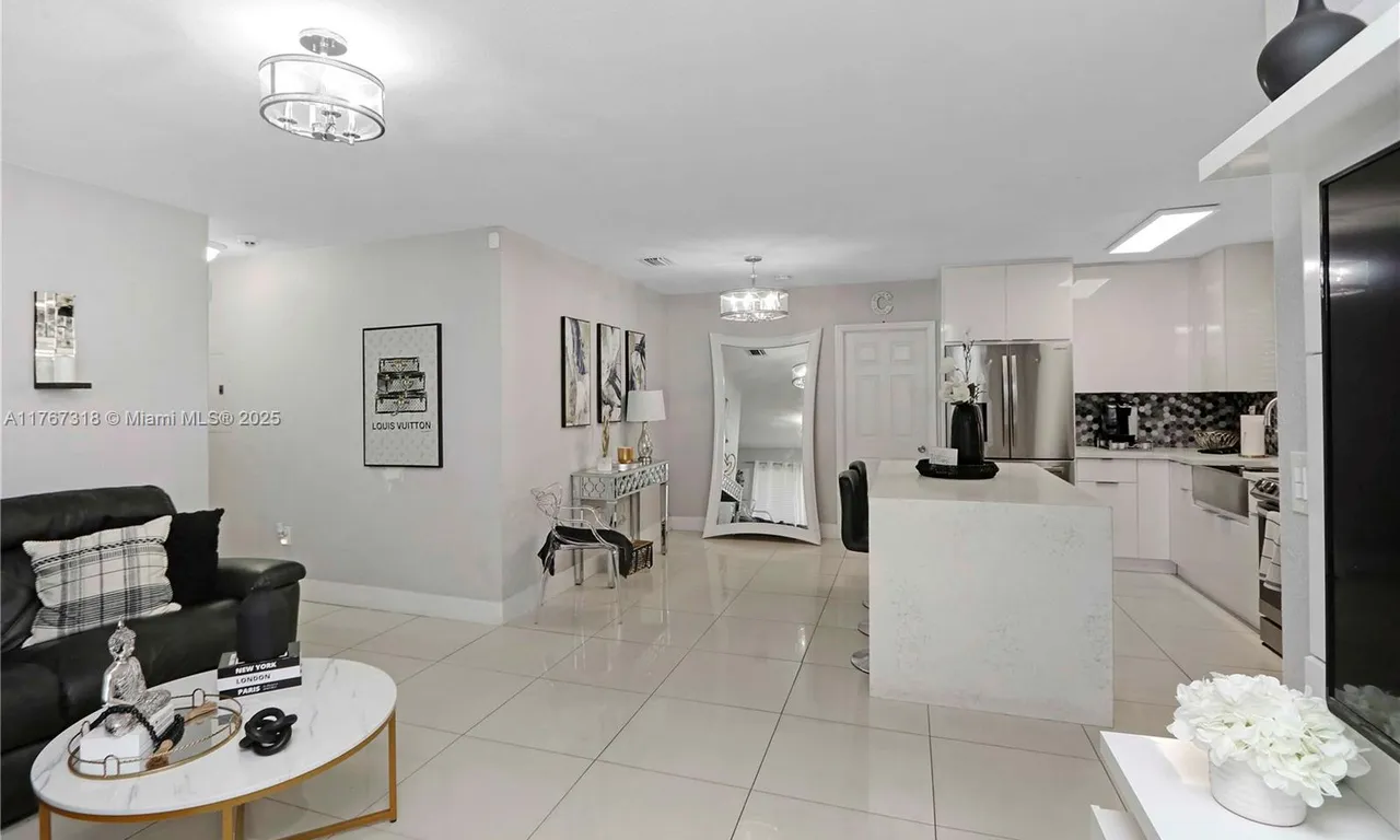 2980 NW 208th Ter, Miami Gardens FL 33056