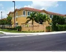 8464 NW 107th Path # 32, Doral FL 33178