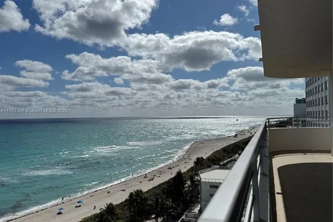 5555 Collins Ave # 14N, Miami Beach FL 33140