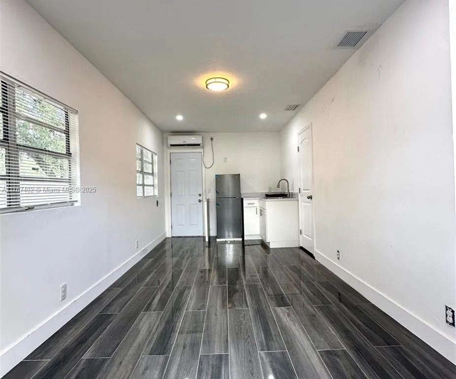 2710 N 72nd Ave # A, Hollywood FL 33024