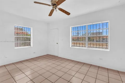 2835 SW 24th St # 1, Miami FL 33145