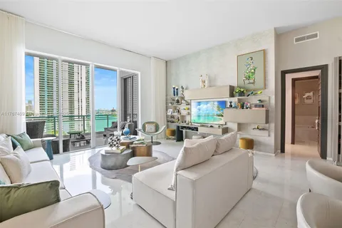 900 Brickell Key Blvd # 1102, Miami FL 33131