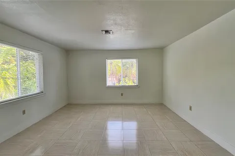 342 SW 29th Rd # 2, Miami FL 33129