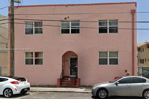 974 NW 2nd St # 3, Miami FL 33128