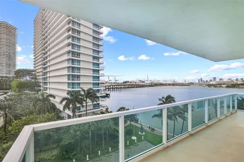 650 West Ave # 602, Miami Beach FL 33139