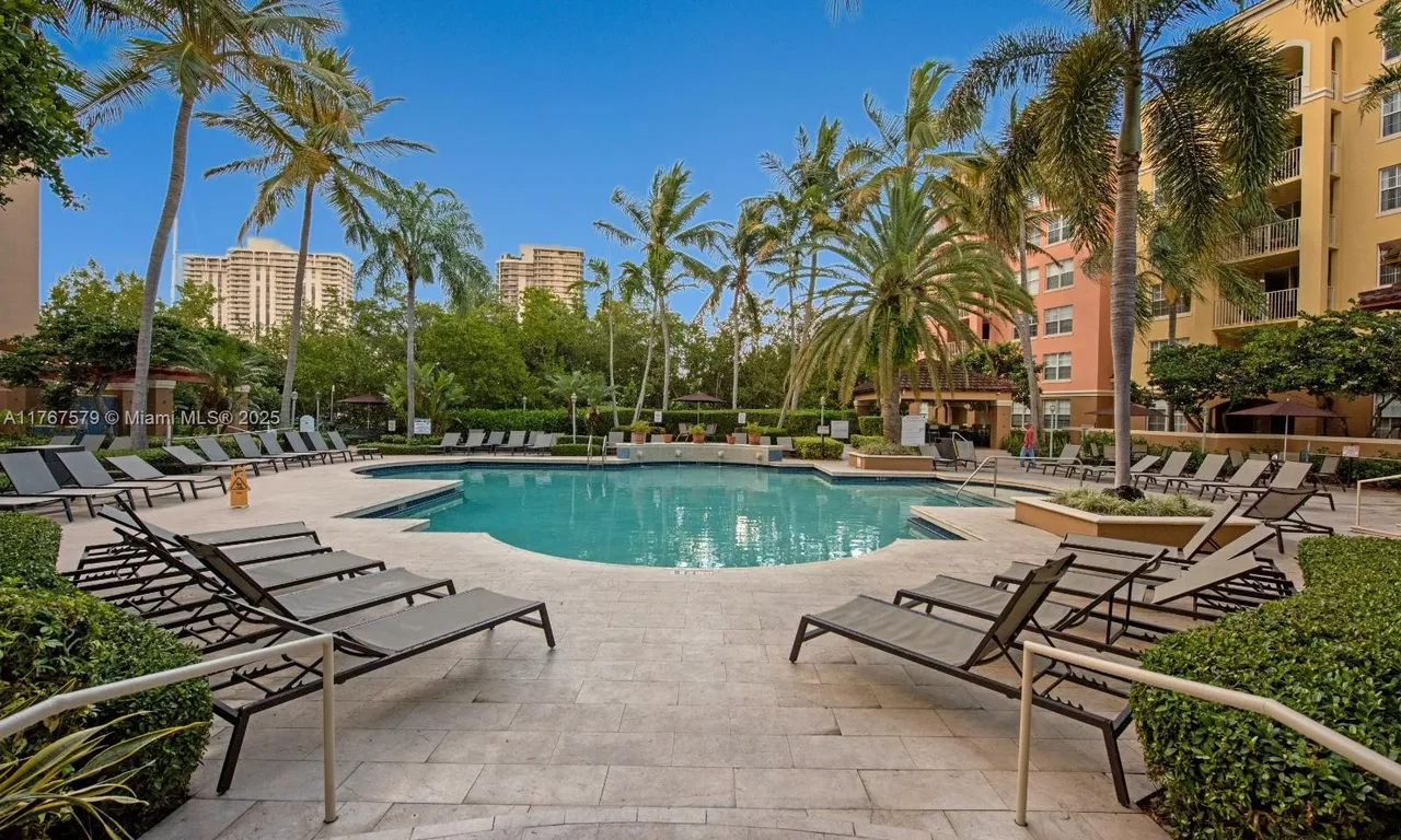 19701 E Country Club Dr # 5203, Aventura FL 33180