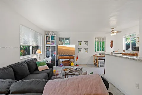 3122 Hibiscus St # 3122, Miami FL 33133