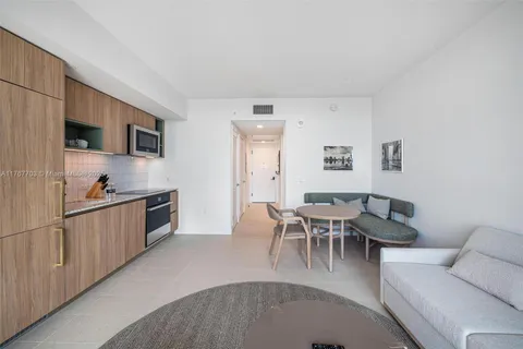 159 NE 6th Street # 3503, Miami FL 33132