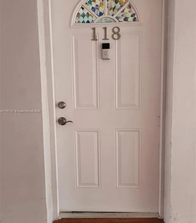 120 Royal Palm Rd # 118, Hialeah Gardens FL 33016