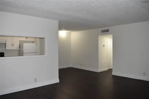 4160 NW 21st St # 118E, Lauderhill FL 33313