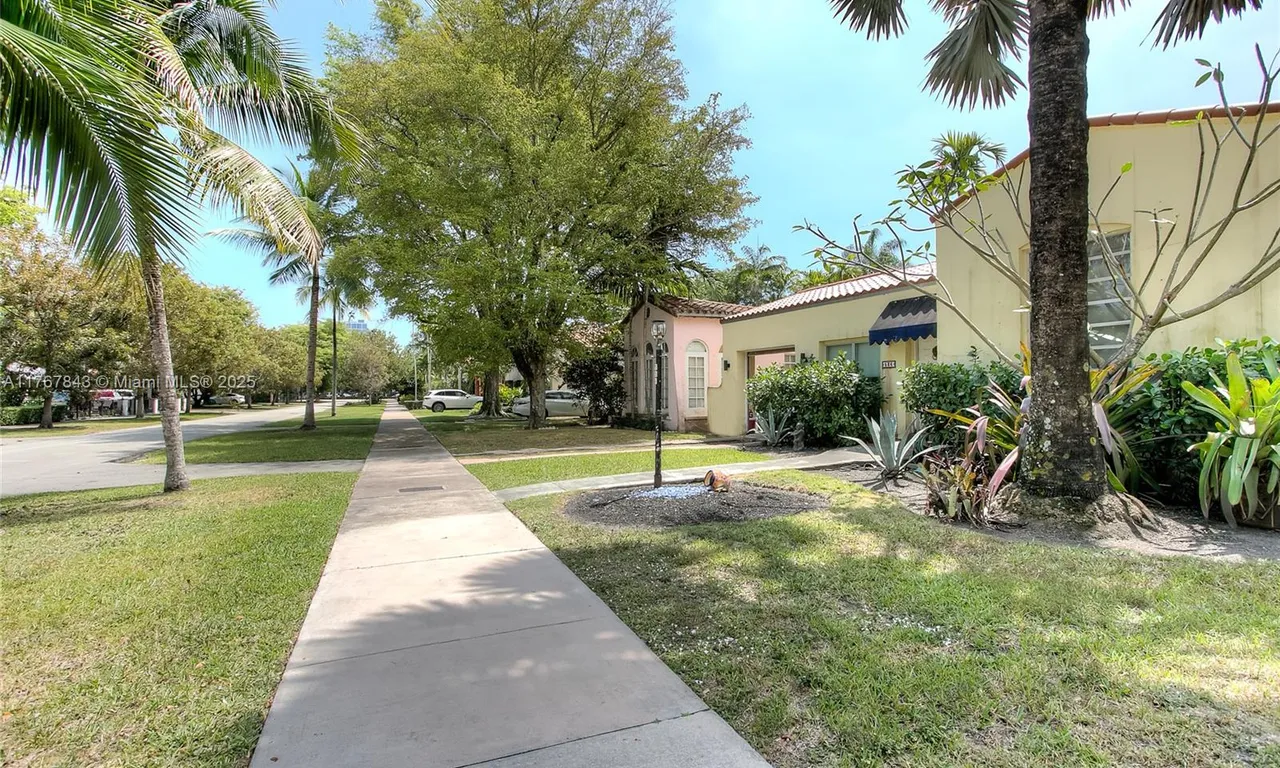 536 Altara Ave # 536, Coral Gables FL 33146