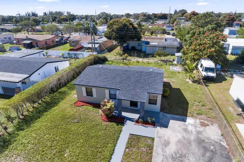 15900 NW 18th Ave, Miami Gardens FL 33054