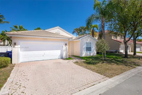 4942 SW 32nd Way, Hollywood FL 33312