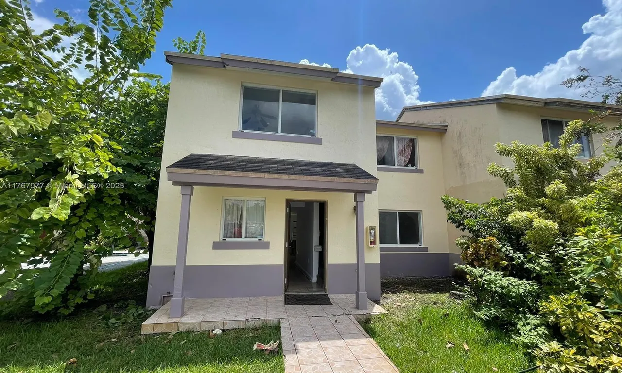 14040 NE 3rd Ct # 1, Miami FL 33161