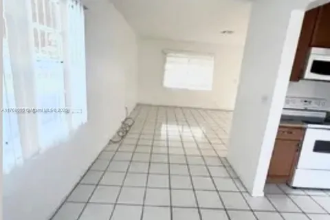 5219 SW 43rd Ter # 2, Dania Beach FL 33314
