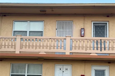 135 NE 202nd Ter # N21, Miami Gardens FL 33179