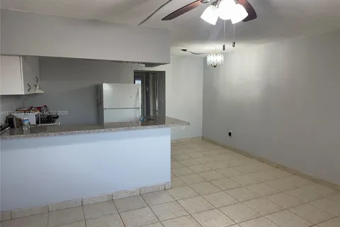 135 NE 202nd Ter # N21, Miami Gardens FL 33179