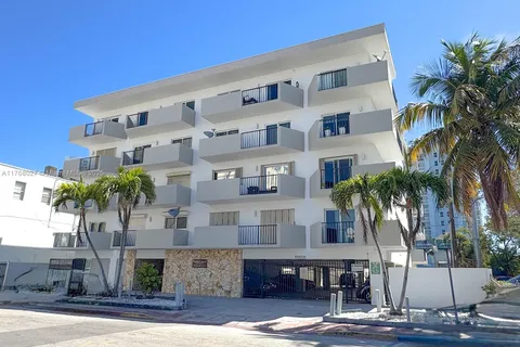 6965 Harding Ave # 205, Miami Beach FL 33141