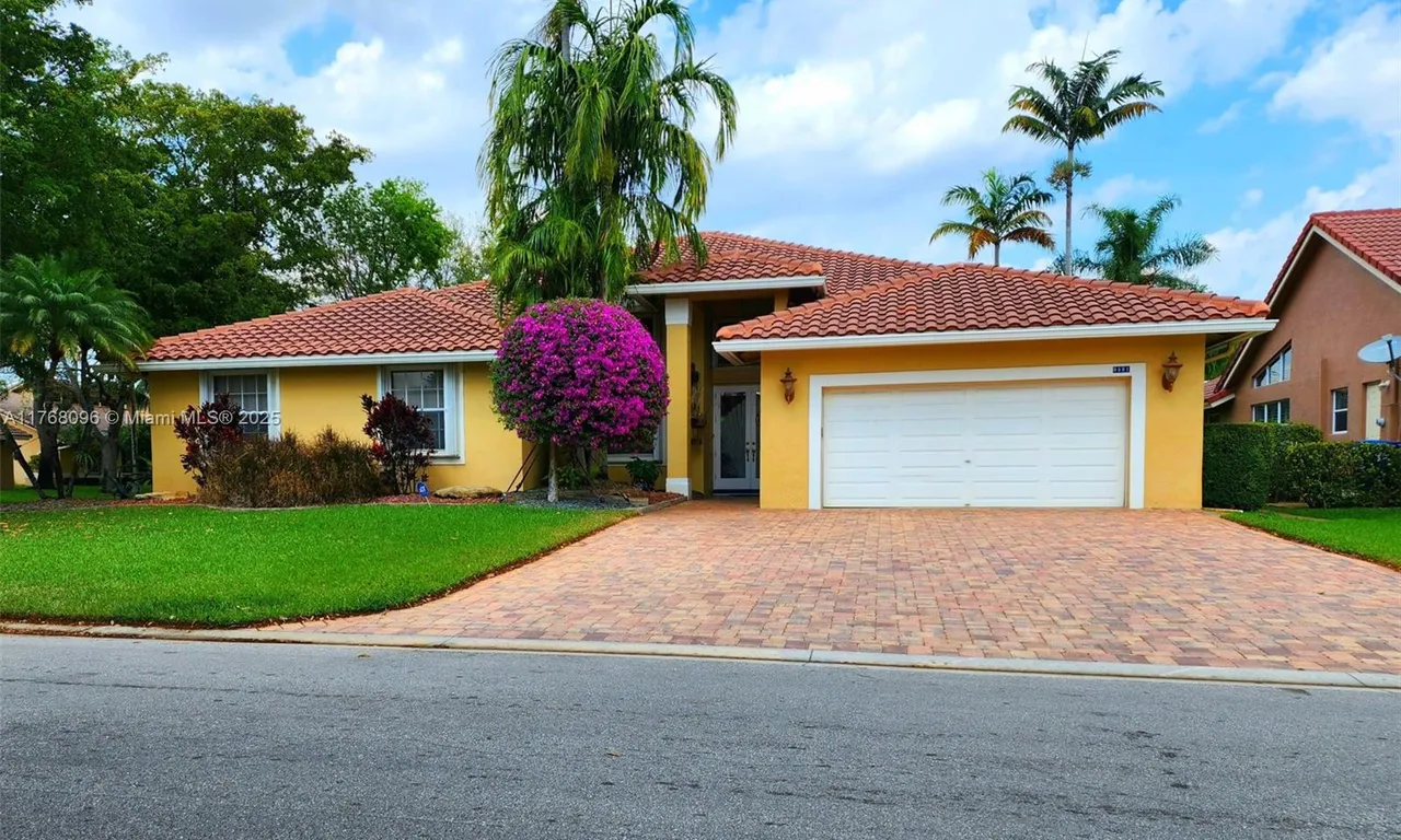 9881 NW 49th Place, Coral Springs FL 33076