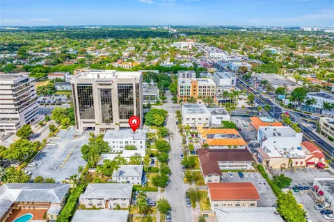 130 Antiquera Ave, Coral Gables FL 33134