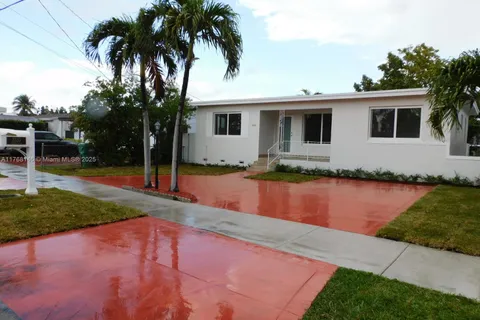 3333 SW 89th Ave, Miami FL 33165